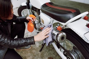 機車打蠟步驟詳解！專業機車行分享持久光亮秘訣