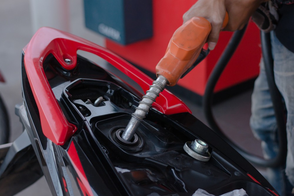 機車加油種類怎麼選？機車該加92、95還是98？專業技師教你不傷車又省錢