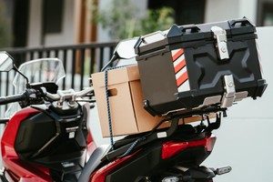 機車側箱安裝全攻略！安裝重點、交通法規一次看懂