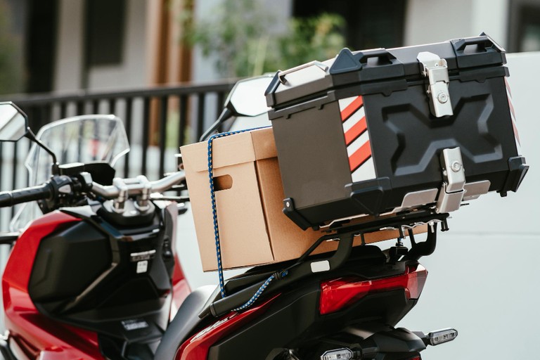 機車側箱安裝全攻略！安裝重點、交通法規一次看懂