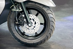 Gogoro換輪胎一定要回原廠嗎?專業機車行教你選!